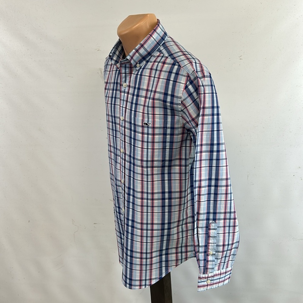 Vineyard Vines long sleeve button down collar shirt.  M - Picture 5 of 7